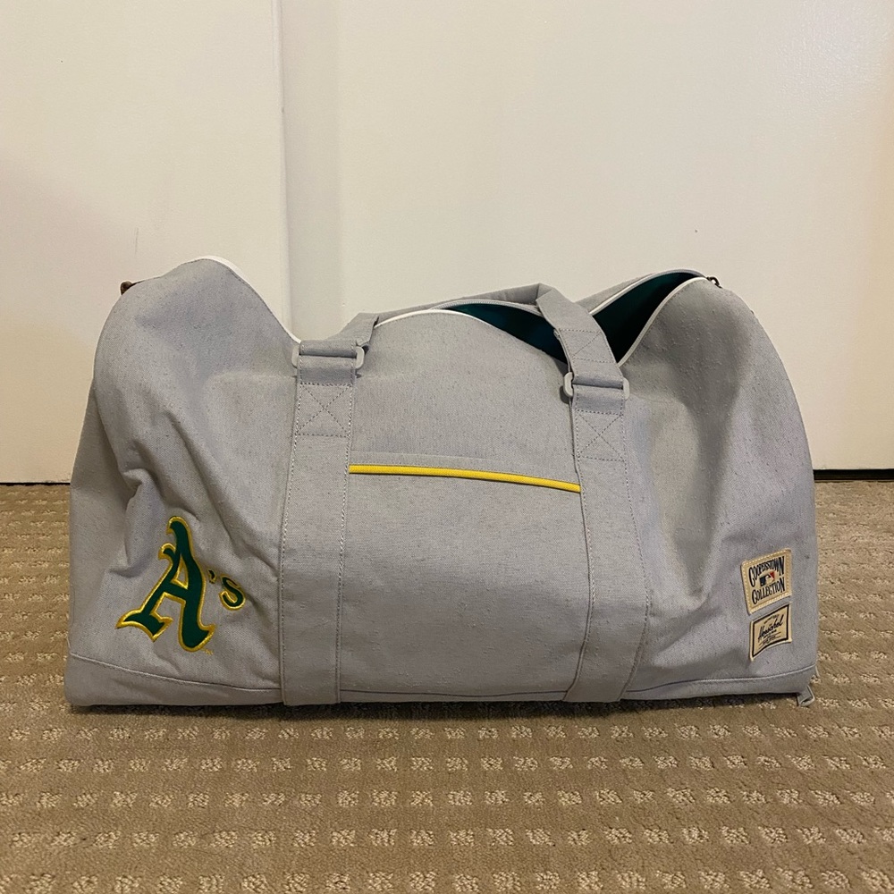 Oakland Athletics Canvas Herschel Bag.